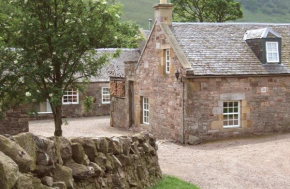 Eastside Byre - Family cottage in the Pentland Hills near Edinburgh